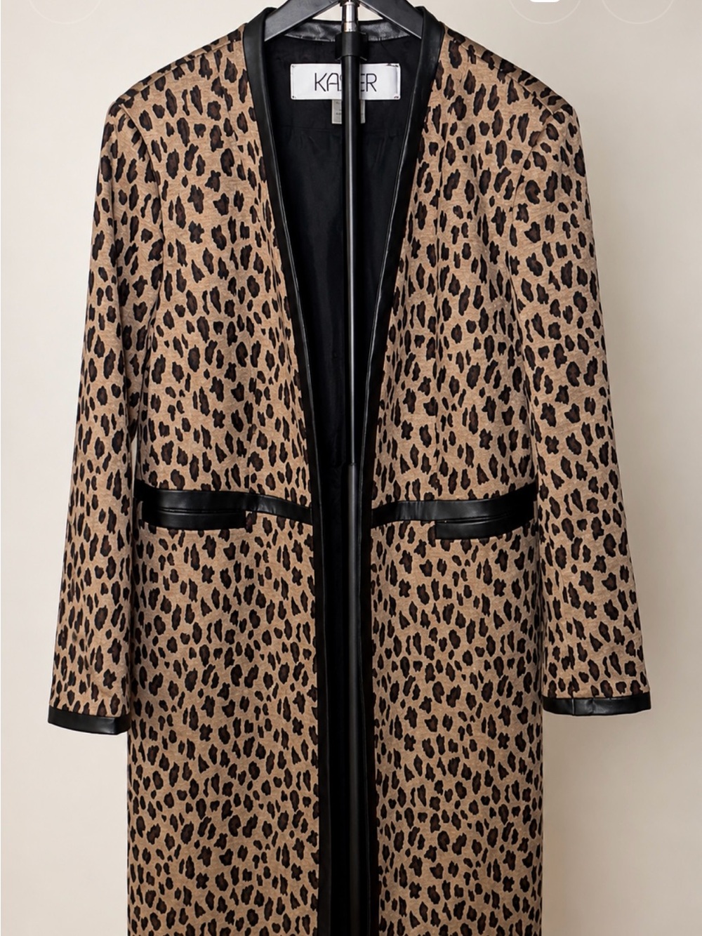 Kasper Leopard-Print Long jacket with Black faux leather Trim - Picture 5 of 9